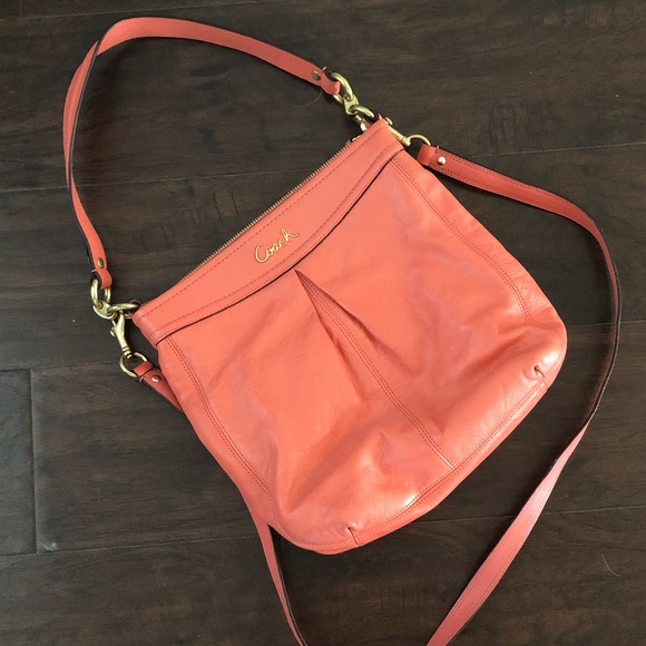 Coach Handbags - Coach Purse